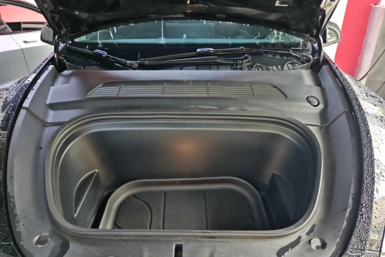 Tesla Model Y 2022 #20 Tesla Model Y 2022 car image #20