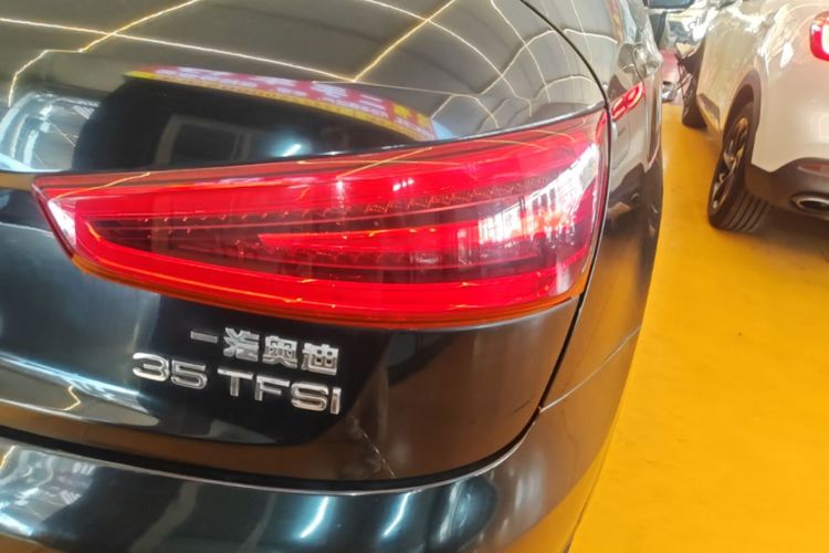 Audi Q3 2015 #8 Audi Q3 2015 car image #8