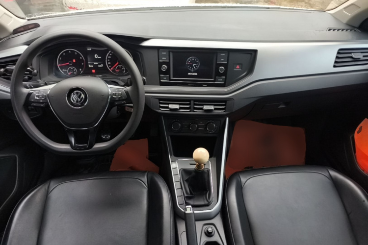 Volkswagen Polo 2020 car image #10