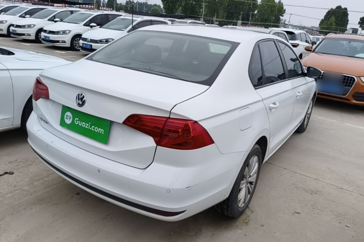 Volkswagen Bora 2023 car image #5