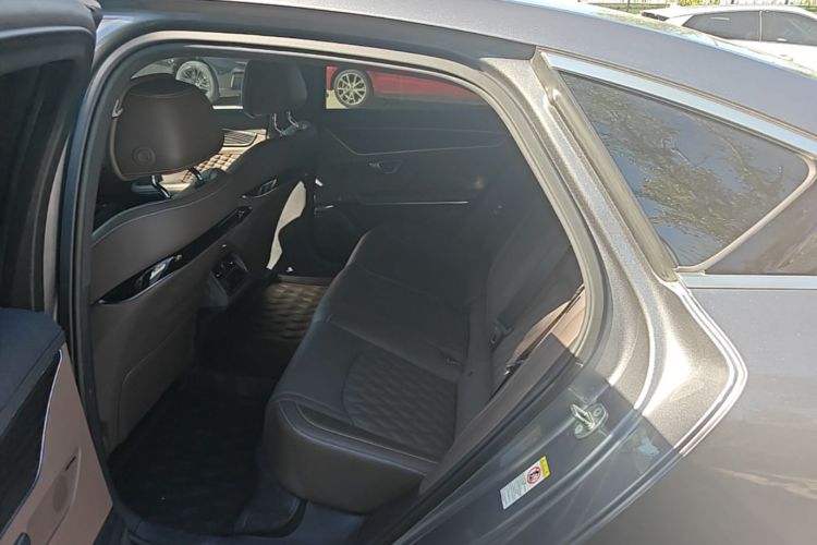 BYD Han 2022 image de voiture #17