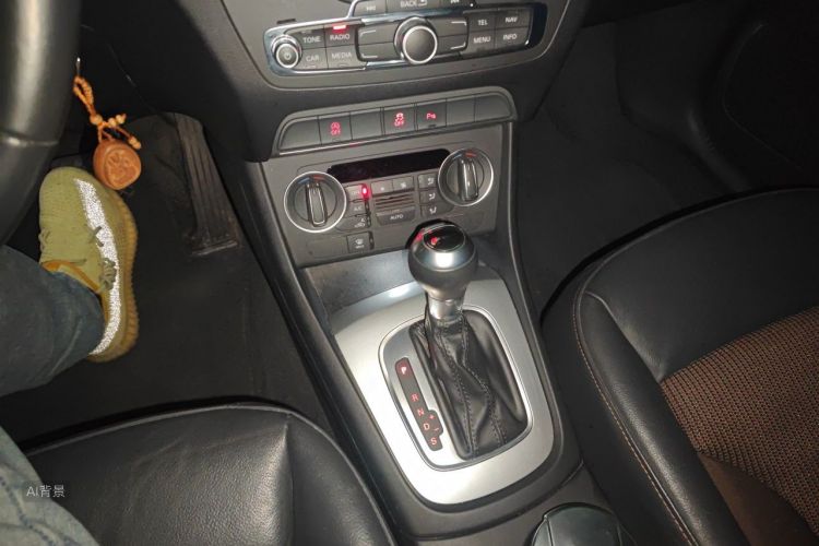 Audi Q3 2018 #16 Audi Q3 2018 car image #16