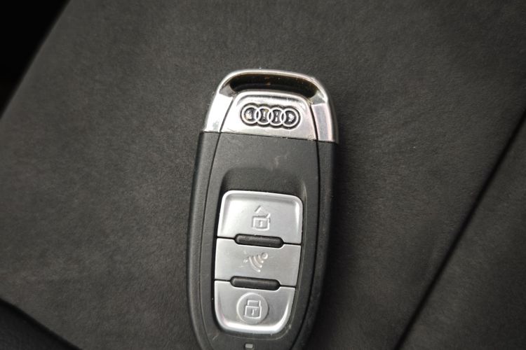 Audi Q3 2020 #14 Audi Q3 2020 car image #14