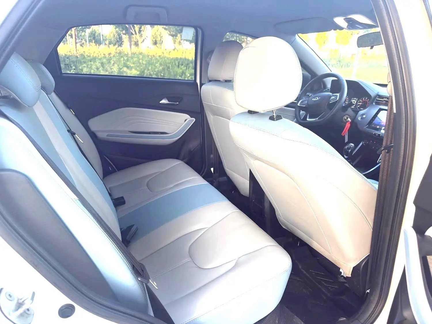Chery Tiggo 3x 2023 car image #11