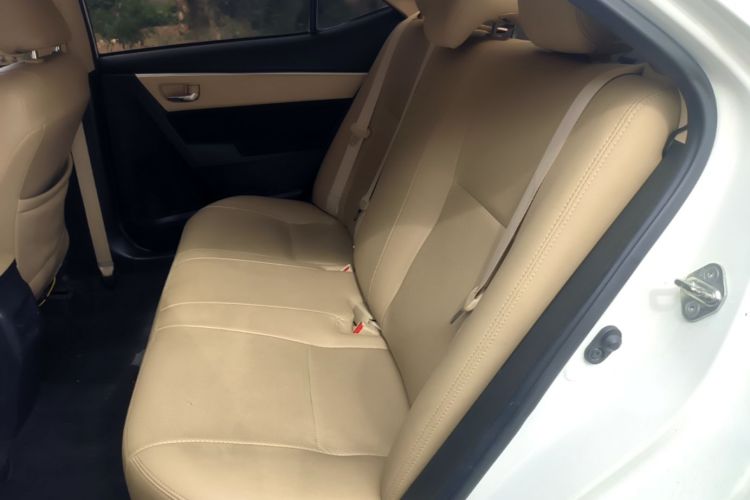 Toyota Corolla 2018 car image #17