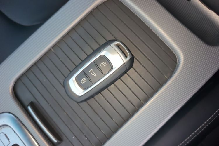 GEELY Emgrand GL 2019 immagine di auto #9