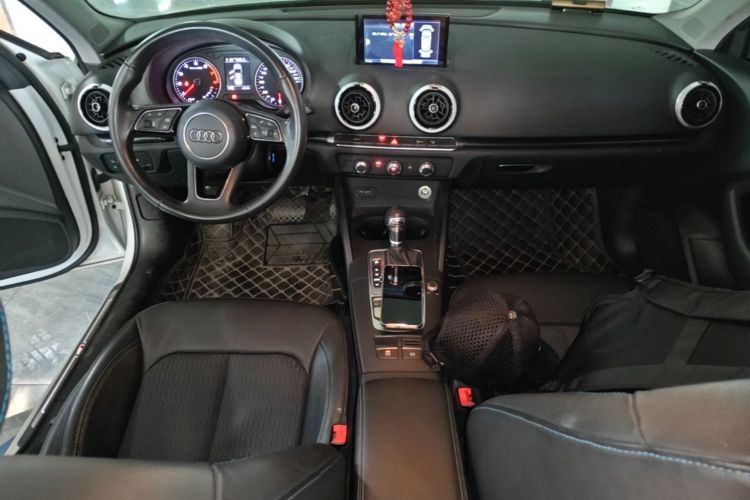 Audi A3 2017 car image #10