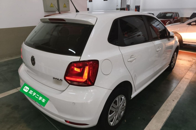 Volkswagen Polo 2016 car image #7