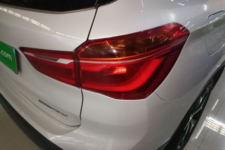 BMW X1 2019 #8 BMW X1 2019 car image #8