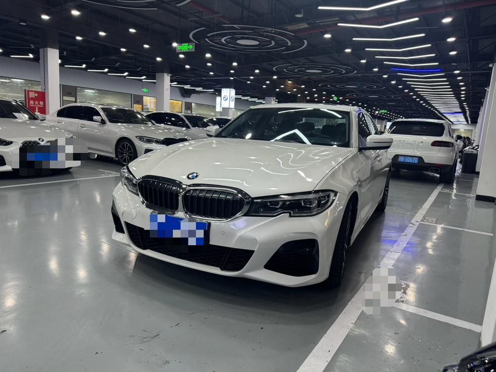 BMW 3 Series 2020 BMW 3 Series 2020 immagine di auto