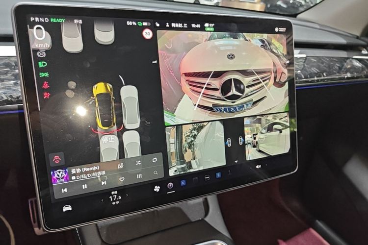 Tesla Model Y 2021 #13 Tesla Model Y 2021 car image #13