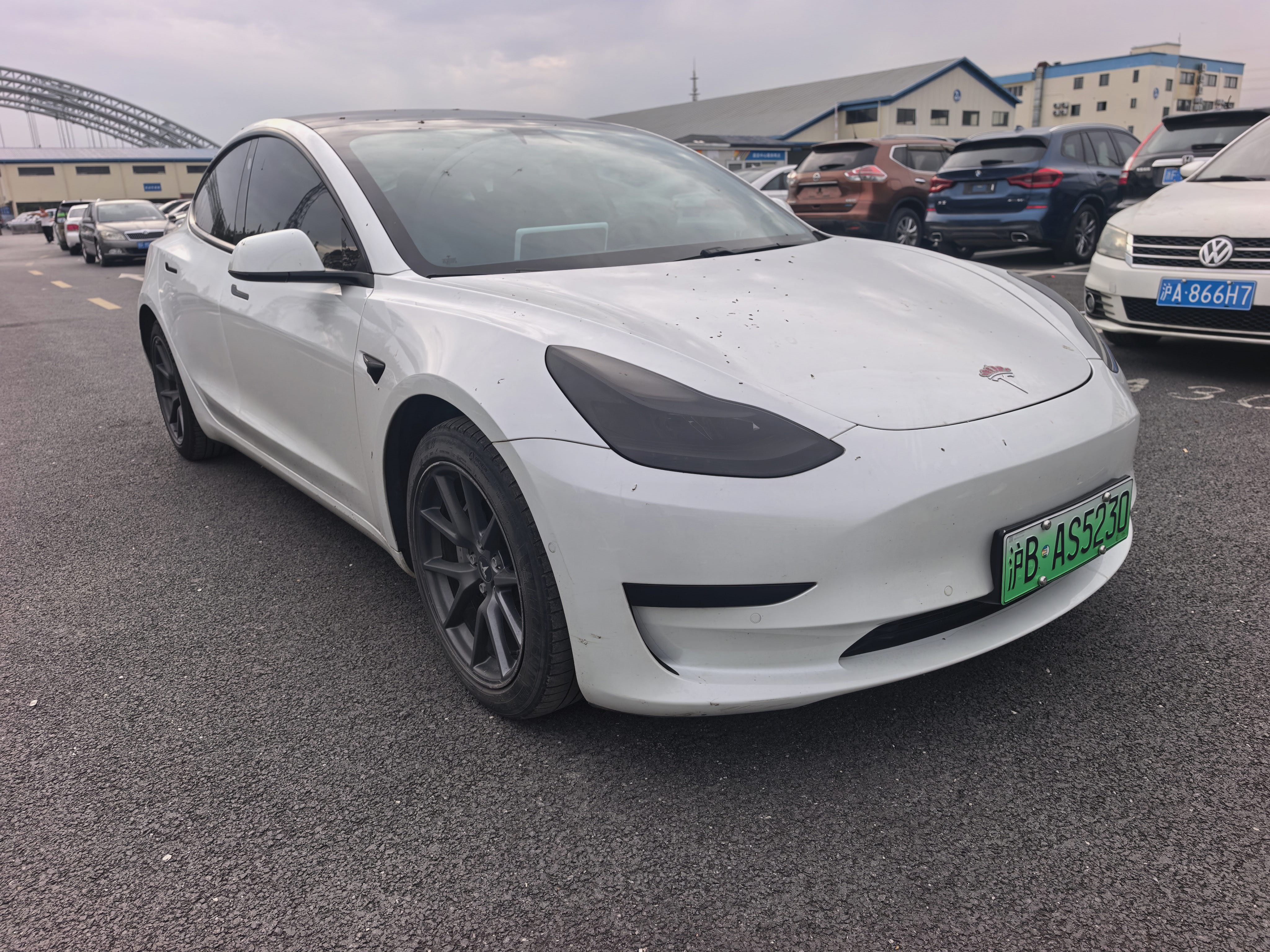 Tesla Model 3 2021 car image #3
