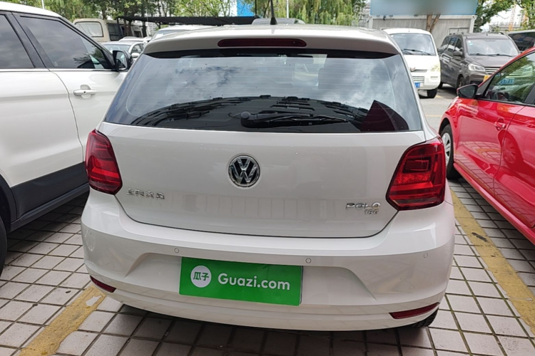 Volkswagen Polo 2018 car image #4