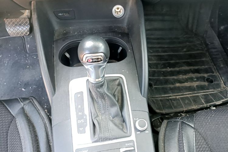 Audi A3 2019 car image #14