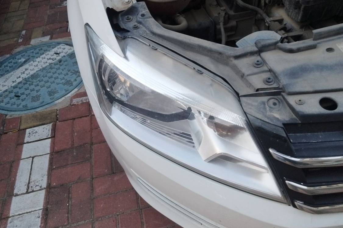Volkswagen Santana 2015 car image #7