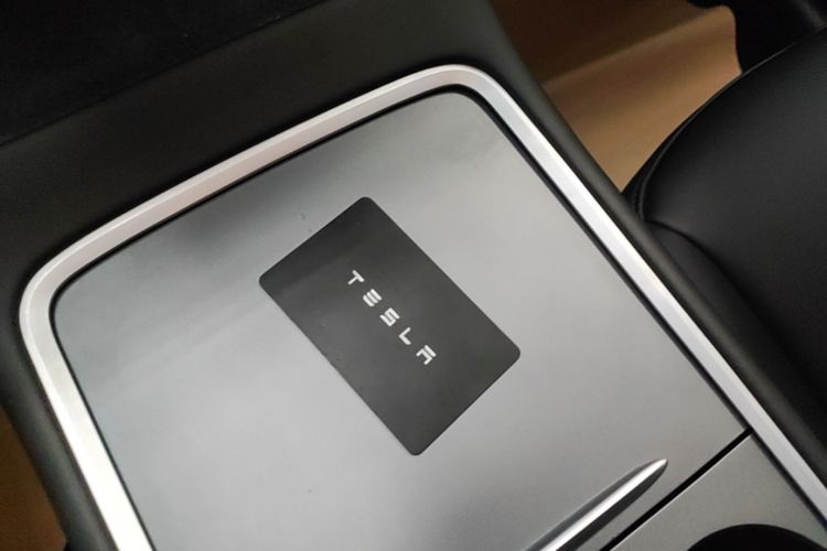 Tesla Model Y 2021 #9 Tesla Model Y 2021 immagine di auto #9
