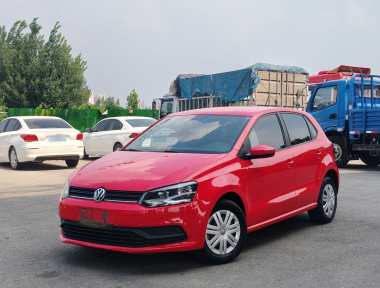 Volkswagen Polo 2018 car image 