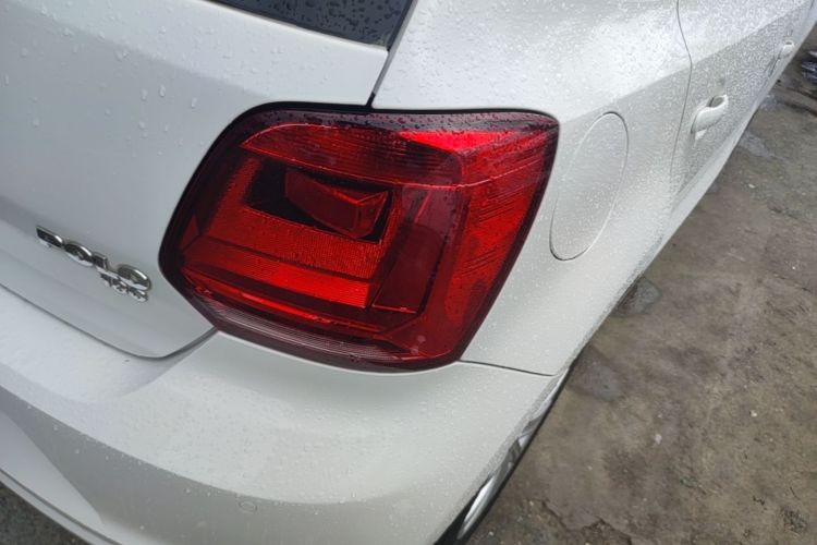 Volkswagen Polo 2015 #8 Volkswagen Polo 2015 car image #8