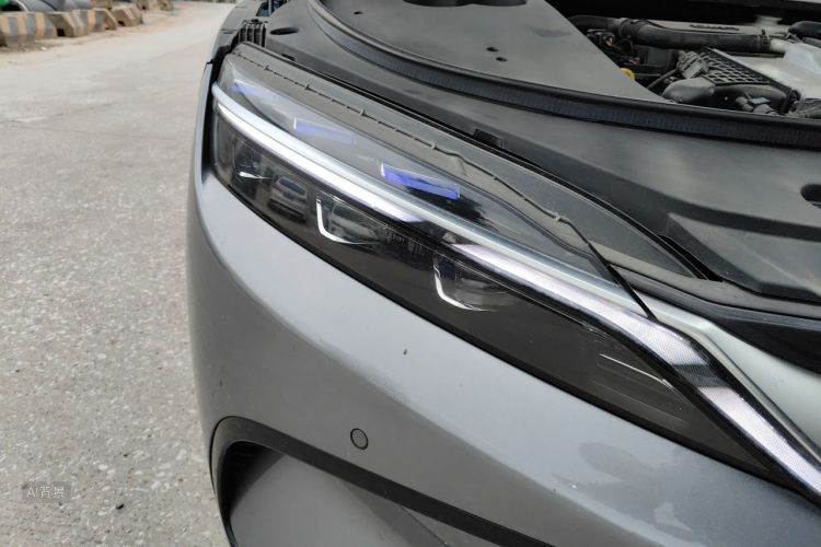 BYD Han 2024 car image #8