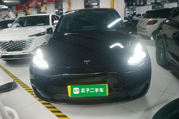 Tesla Model Y 2022 #3 Tesla Model Y 2022 immagine di auto #3