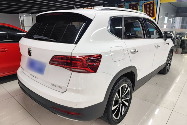 Volkswagen Tharu 2021 car image #7