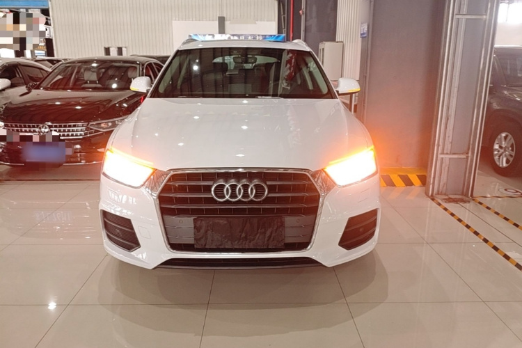 Audi Q3 2018 #3 Audi Q3 2018 car image #3