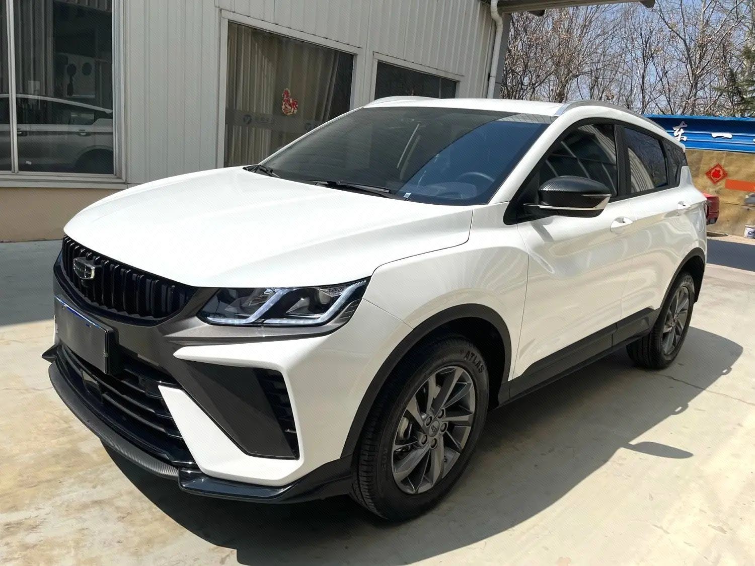 GEELY Coolray 2025 car image 