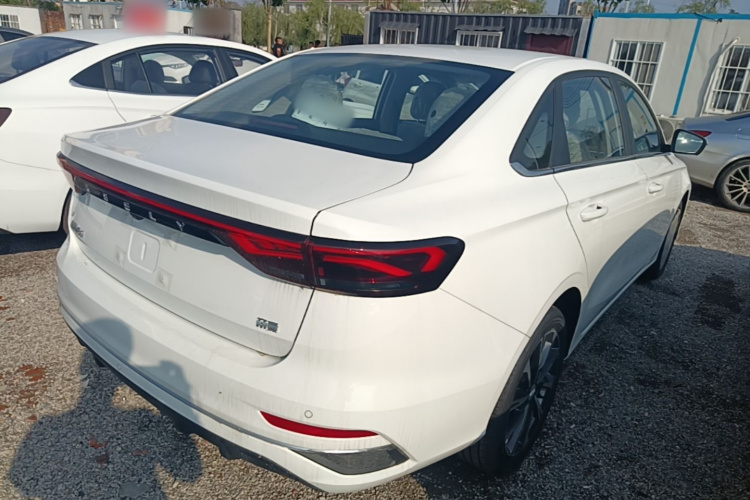 GEELY Emgrand 2026 #7 GEELY Emgrand 2026 car image #7