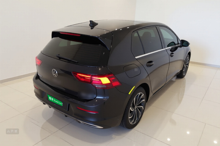 Volkswagen Golf 2024 car image #7