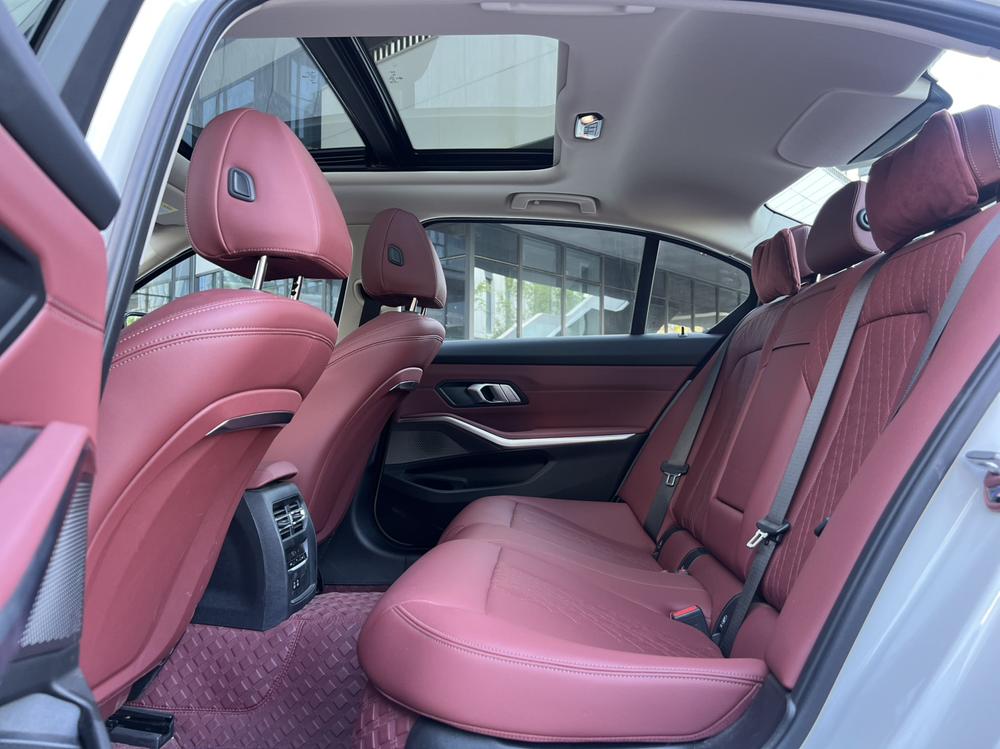 BMW 3 Series 2023 car image #13