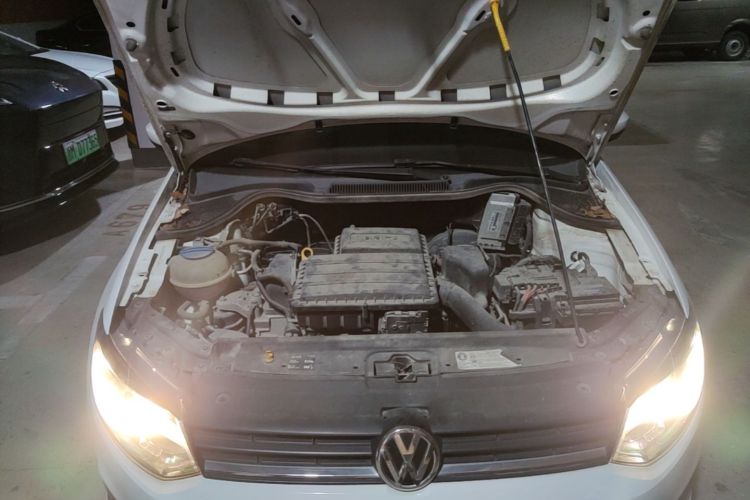 Volkswagen Polo 2017 car image #20