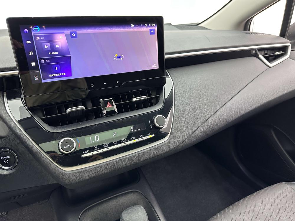 Toyota Corolla 2024 صورة سيارة #16