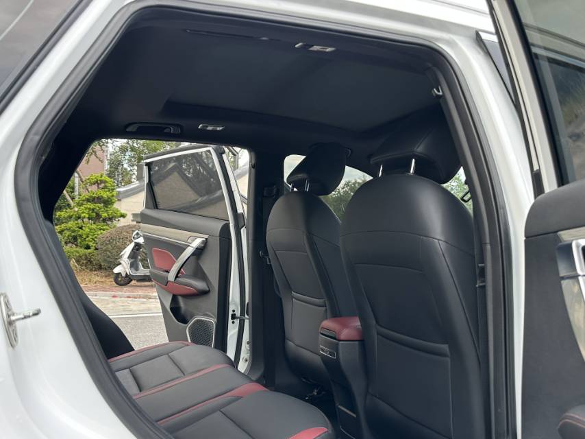 GEELY Coolray 2019 #7 GEELY Coolray 2019 car image #7