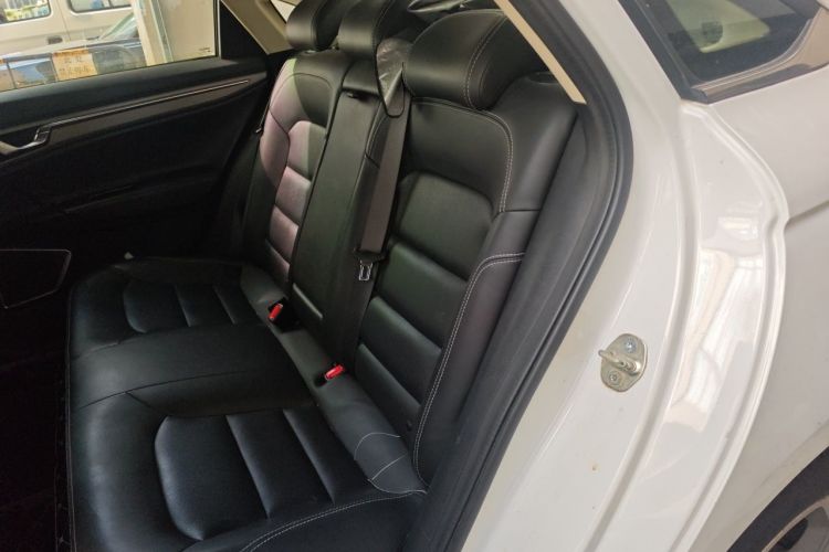 GEELY Emgrand GL 2019 #10 GEELY Emgrand GL 2019 car image #10