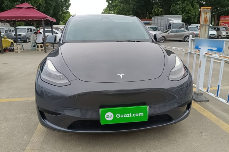 Tesla Model Y 2022 #3 Tesla Model Y 2022 car image #3