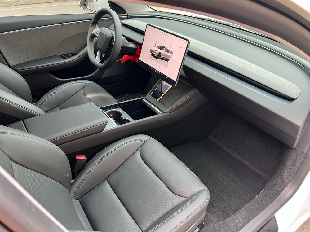 Tesla Model 3 2025 #14 Tesla Model 3 2025 car image #14