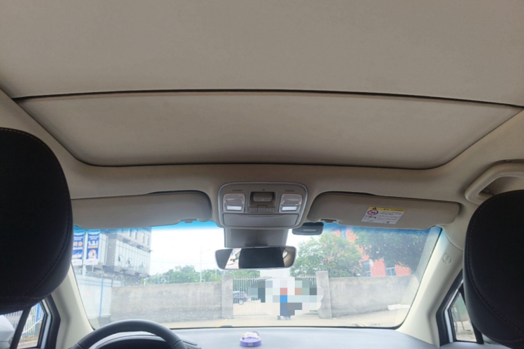 GEELY Emgrand GS 2019 car image #18