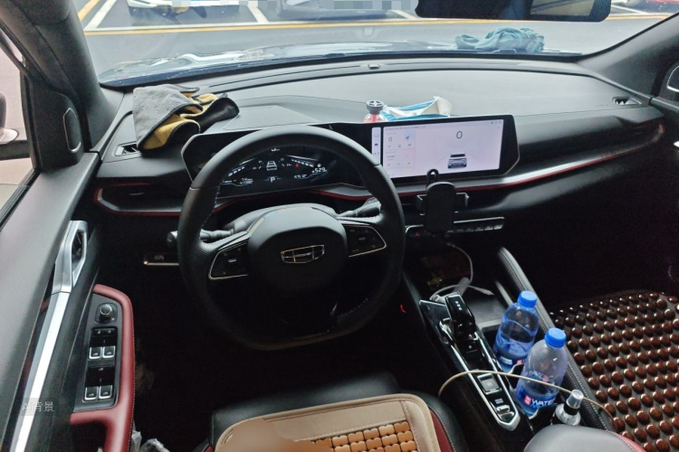 GEELY Coolray 2023 #11 GEELY Coolray 2023 imagem de carro #11