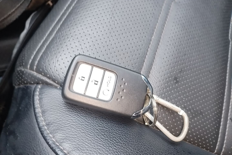 Honda CR-V 2019 car image #12
