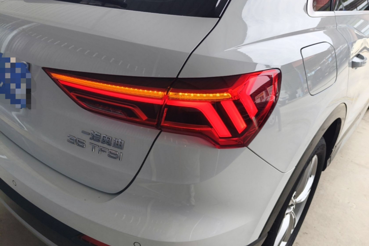Audi Q3 2020 #8 Audi Q3 2020 car image #8