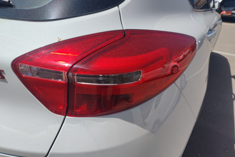 GEELY Emgrand GS 2019 imagen de coche #8