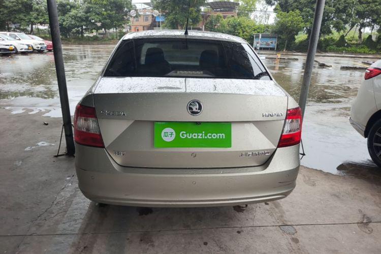 Skoda Rapid 2017 #6 Skoda Rapid 2017 car image #6