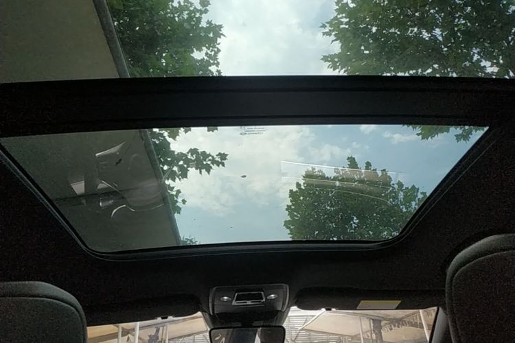 BYD Han 2022 immagine di auto #18