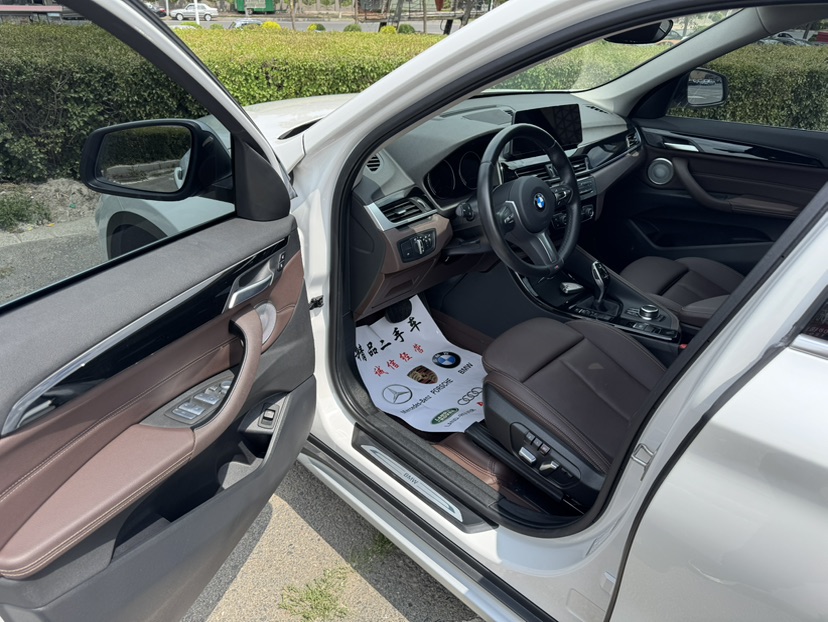 BMW X1 2023 car image #9