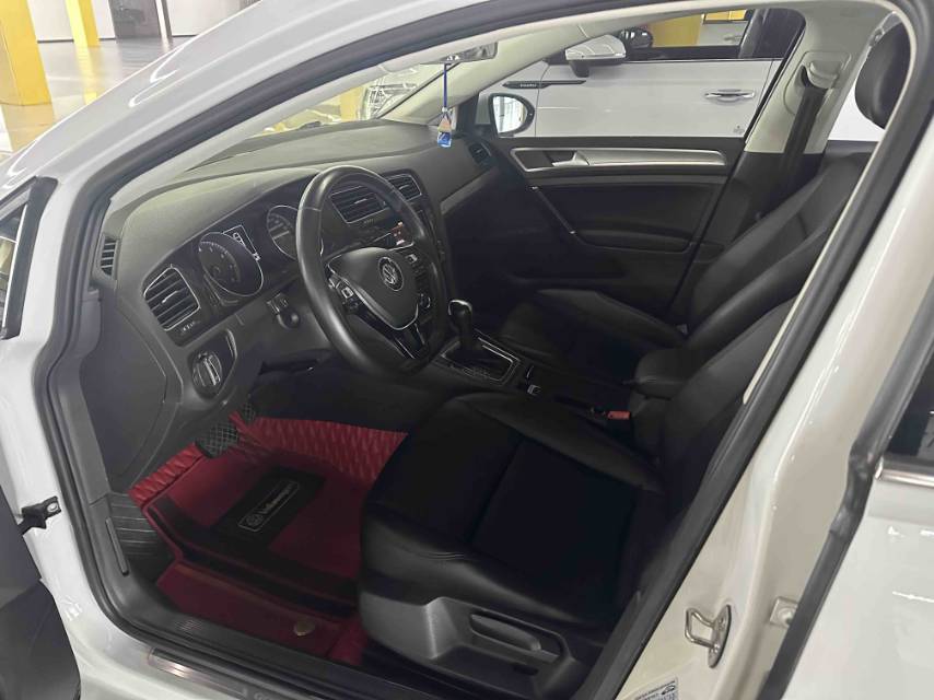 Volkswagen Golf 2020 #3 Volkswagen Golf 2020 car image #3