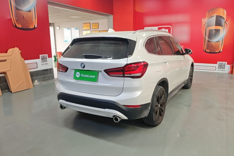 BMW X1 2021 #7 BMW X1 2021 immagine di auto #7