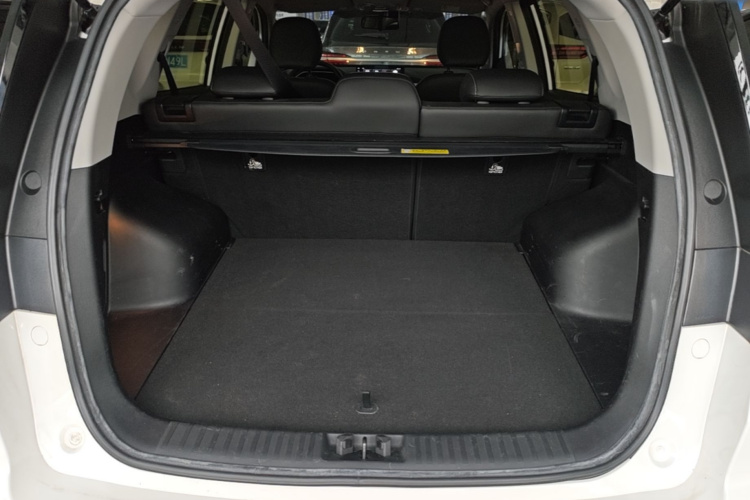 GEELY Vision X6 2020 car image #19