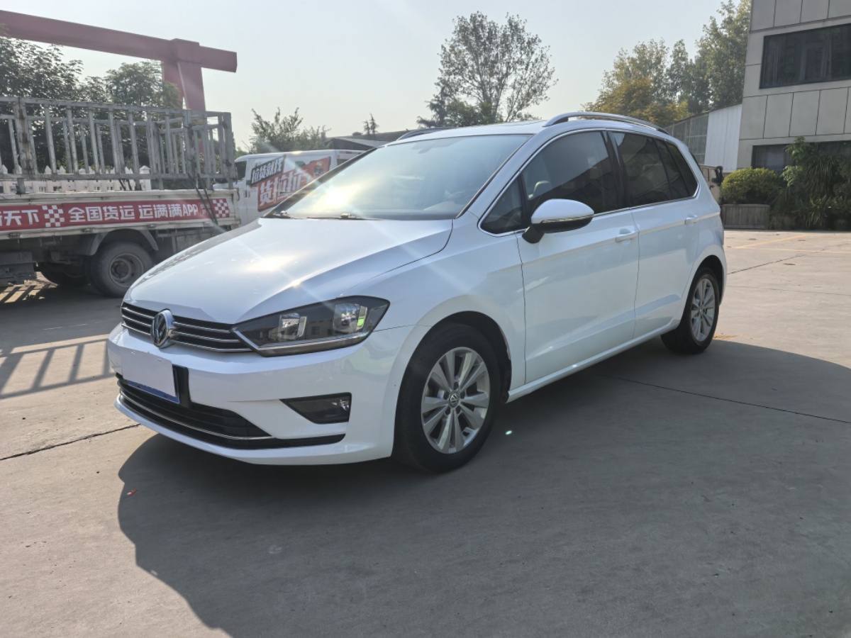 Volkswagen Golf Sportsvan 2017 Volkswagen Golf Sportsvan 2017 car image