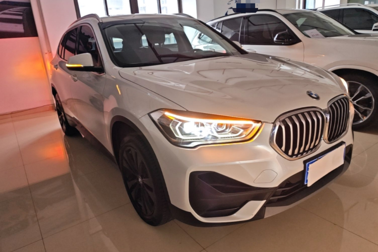 BMW X1 2021 car image #4