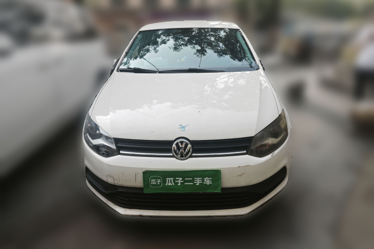 Volkswagen Polo 2016 car image #3